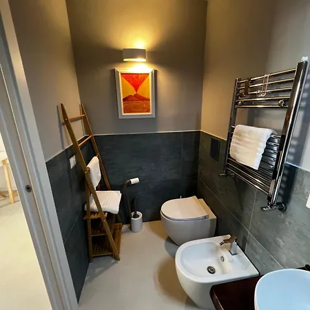 Oda ve Kahvaltı Spaccanapoli 56 4*